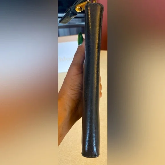 CHLOE Black Leather Zip Around Wallet w/Authentication Card/Box/Dust Bag, EUC - Picture 9 of 10